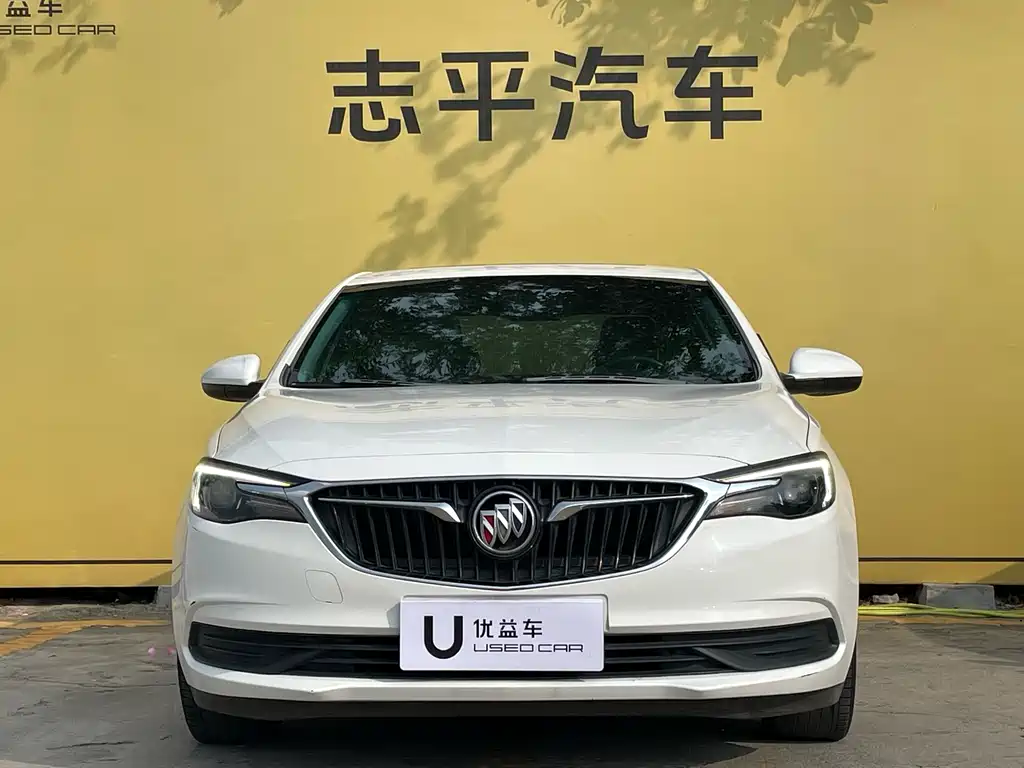 Buick Excelle 2018 — фото 2