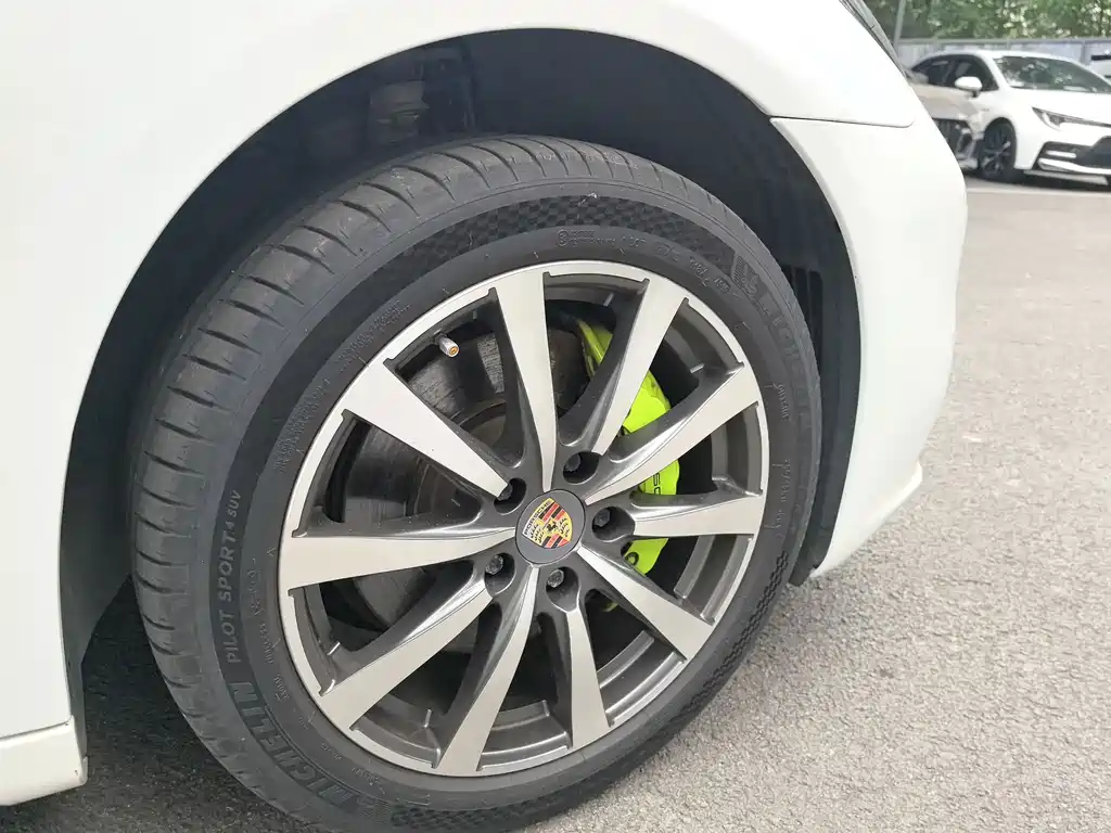Porsche Panamera Hybrid 2015 — фото 15