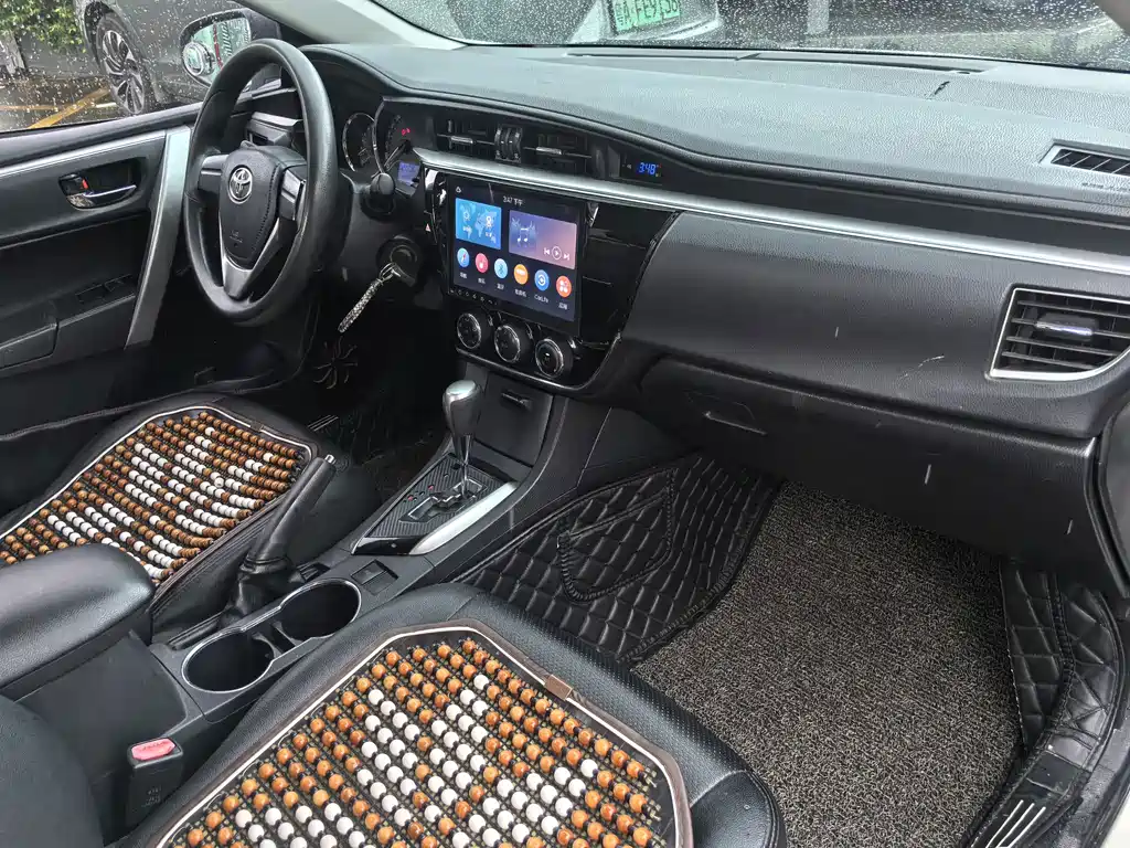 Toyota Corolla 2016 — фото 12