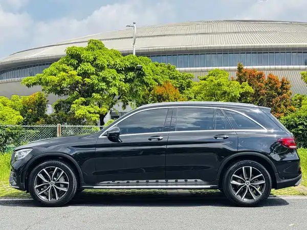Mercedes-Benz GLC 2021