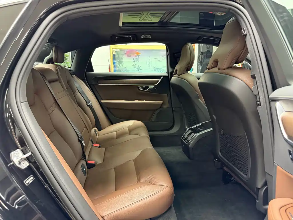 Volvo S90 2021 — фото 26
