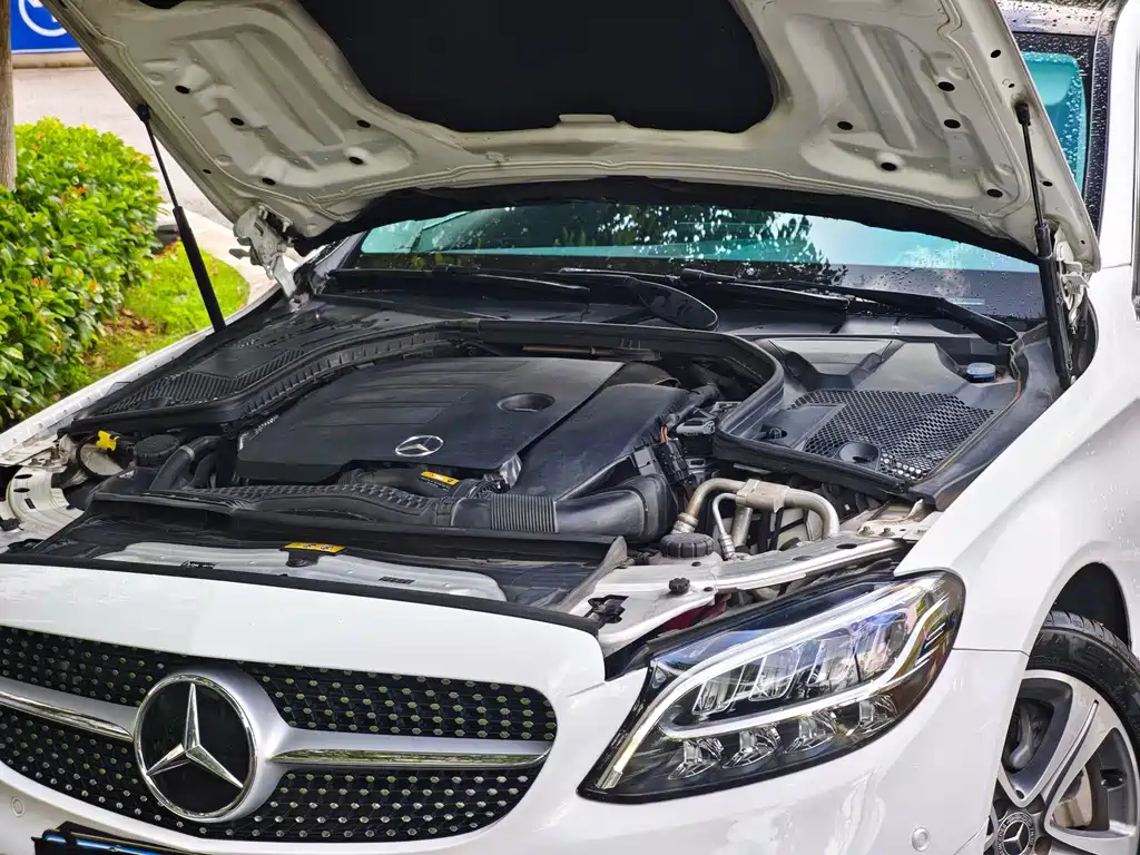 Mercedes-Benz C-Class 2019 — фото 11