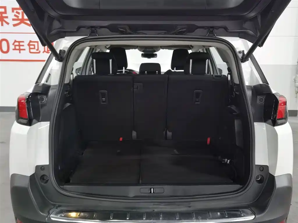 Peugeot 5008 2019 — фото 16