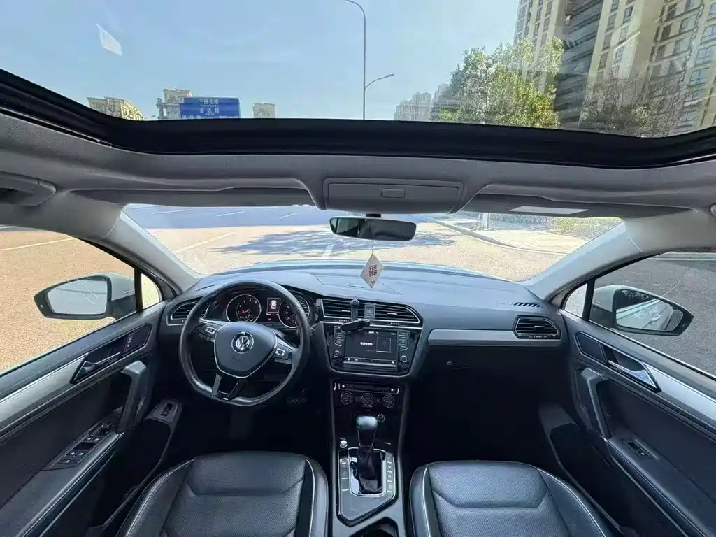 Volkswagen Tiguan L 2017