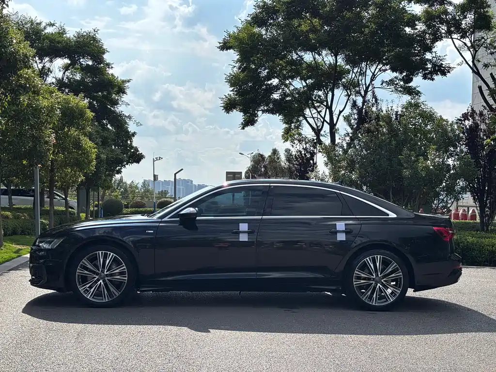 Audi A6L 2021 — фото 8
