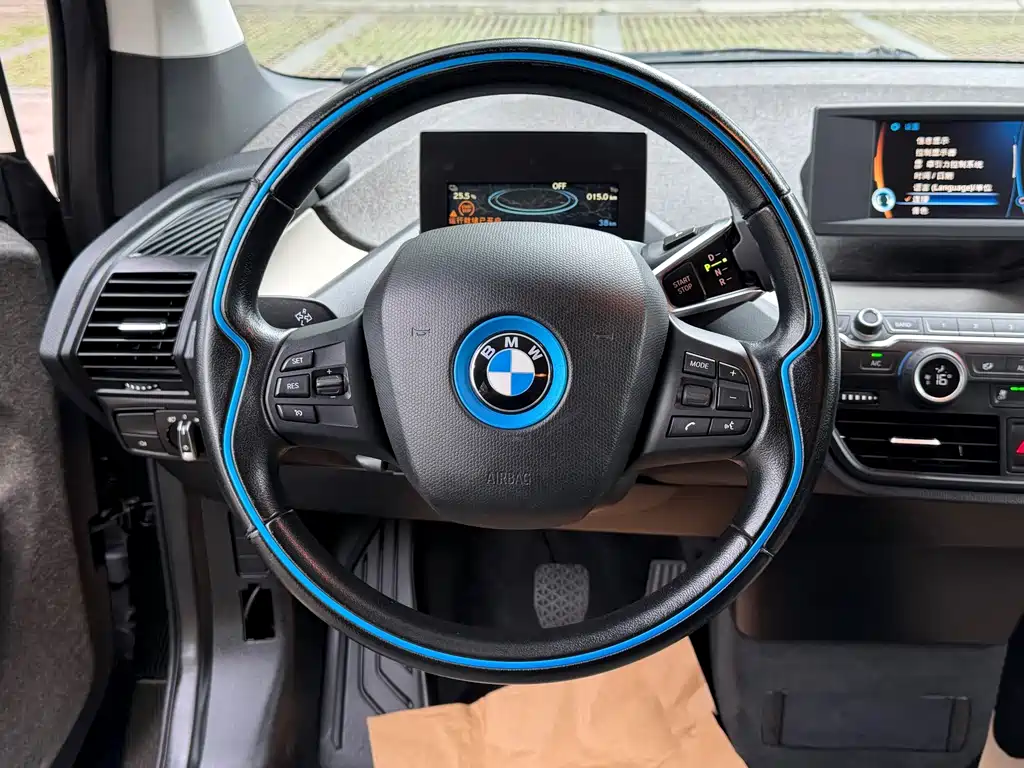 BMW i3 2017 — фото 14