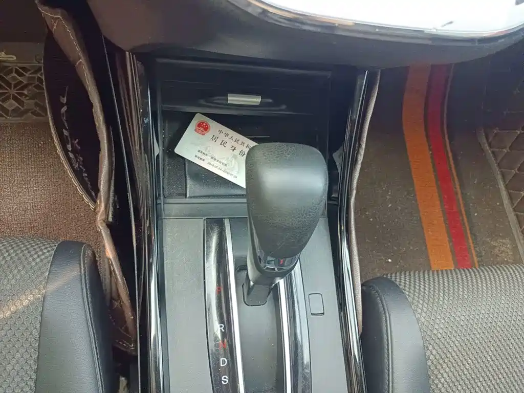 Honda Jade 2018 — фото 10