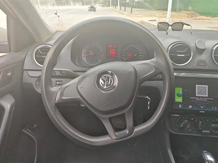 Volkswagen Jetta 2018 — фото 15