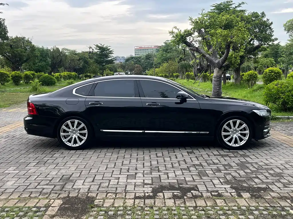 Volvo S90 2018 — фото 4