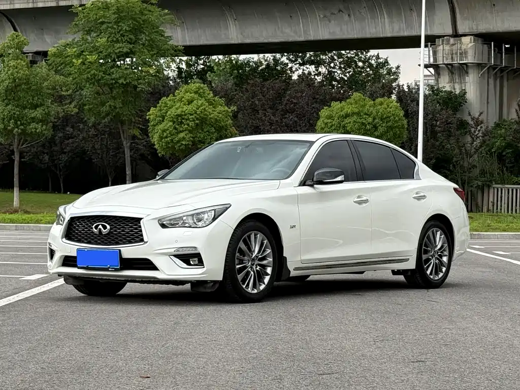 Infiniti Q50L 2021