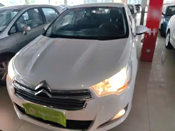 Citroën C4L 2015