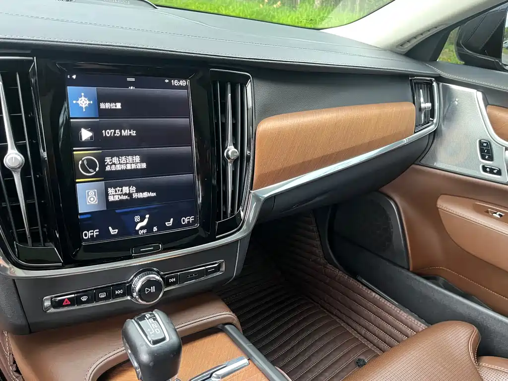 Volvo S90 2018 — фото 14