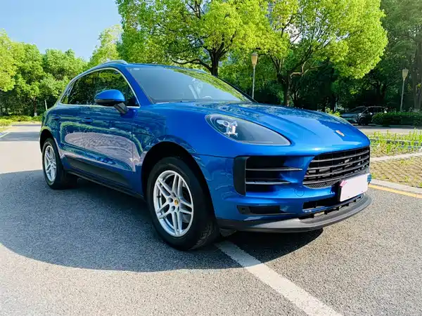 Porsche Macan 2021
