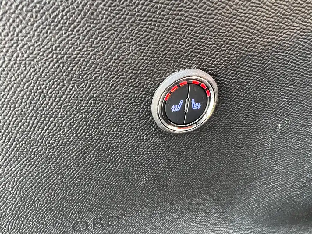 Peugeot 2008 2022 — фото 17