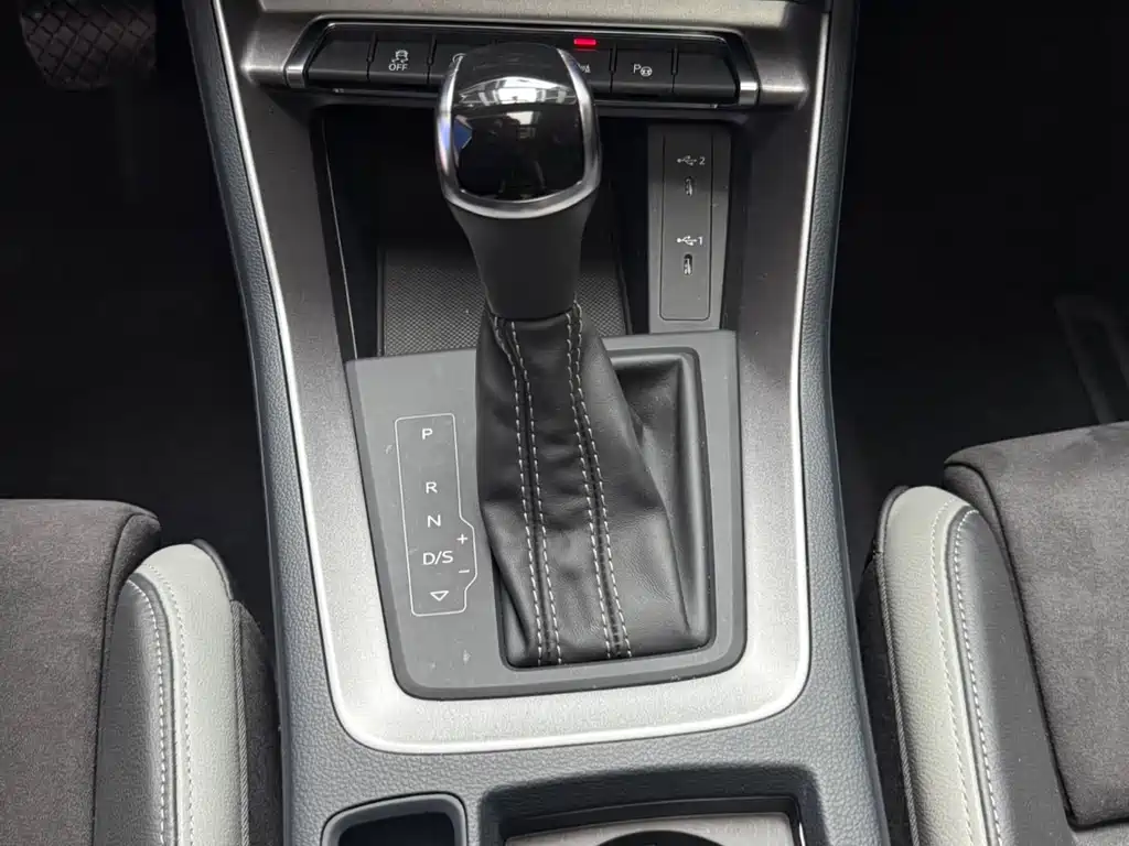 Audi Q3 2022 — фото 15
