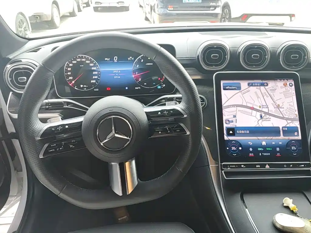 Mercedes-Benz C-Class 2023 — фото 10