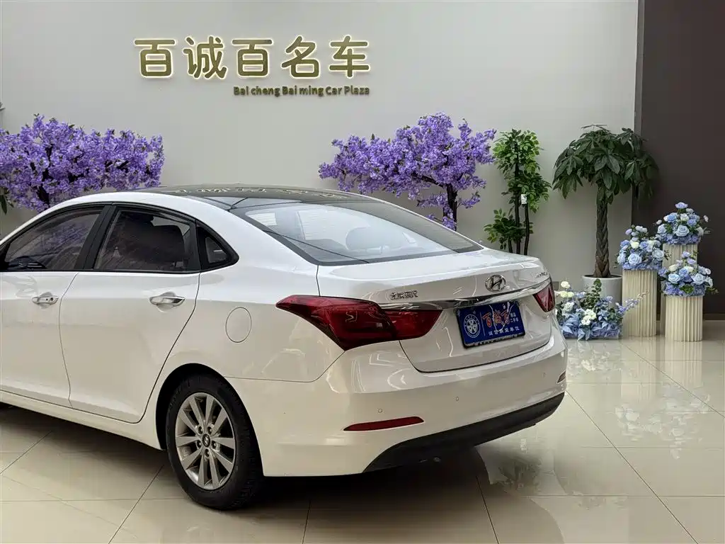 Hyundai Mistra 2015 — фото 9