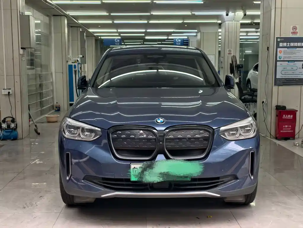 BMW iX3 2021 — фото 2