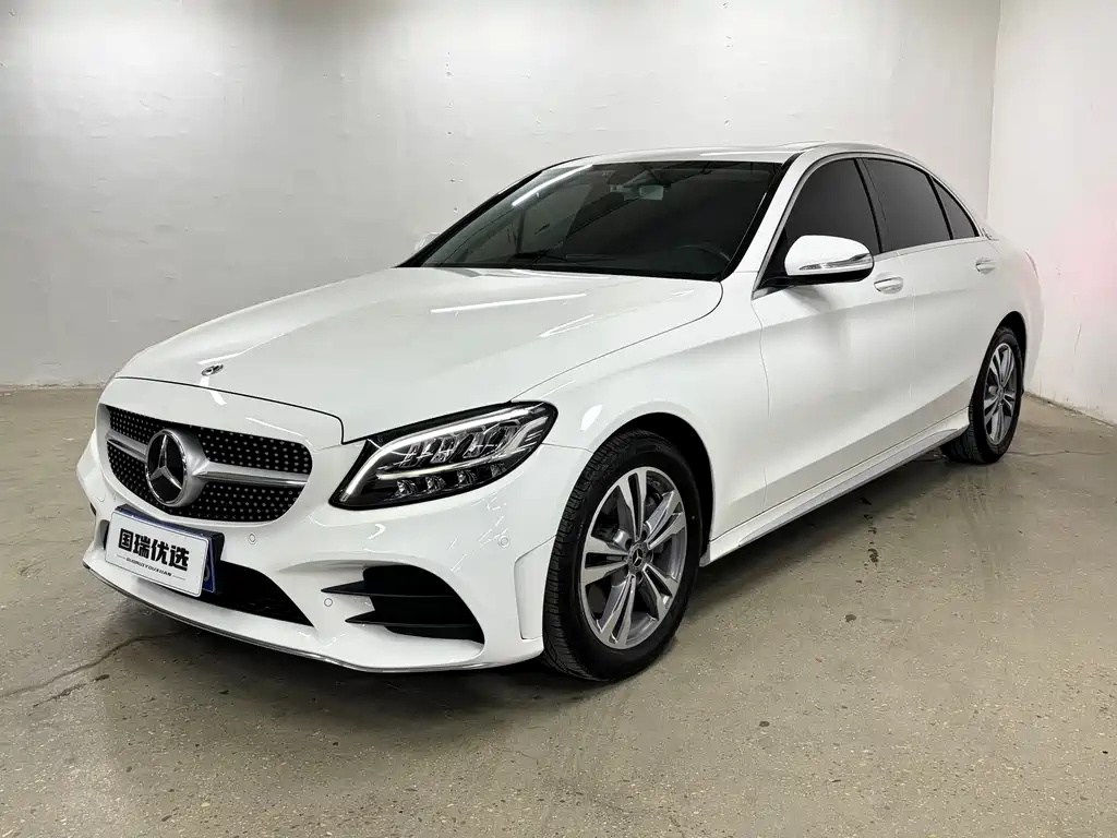 Mercedes-Benz C-Class 2020