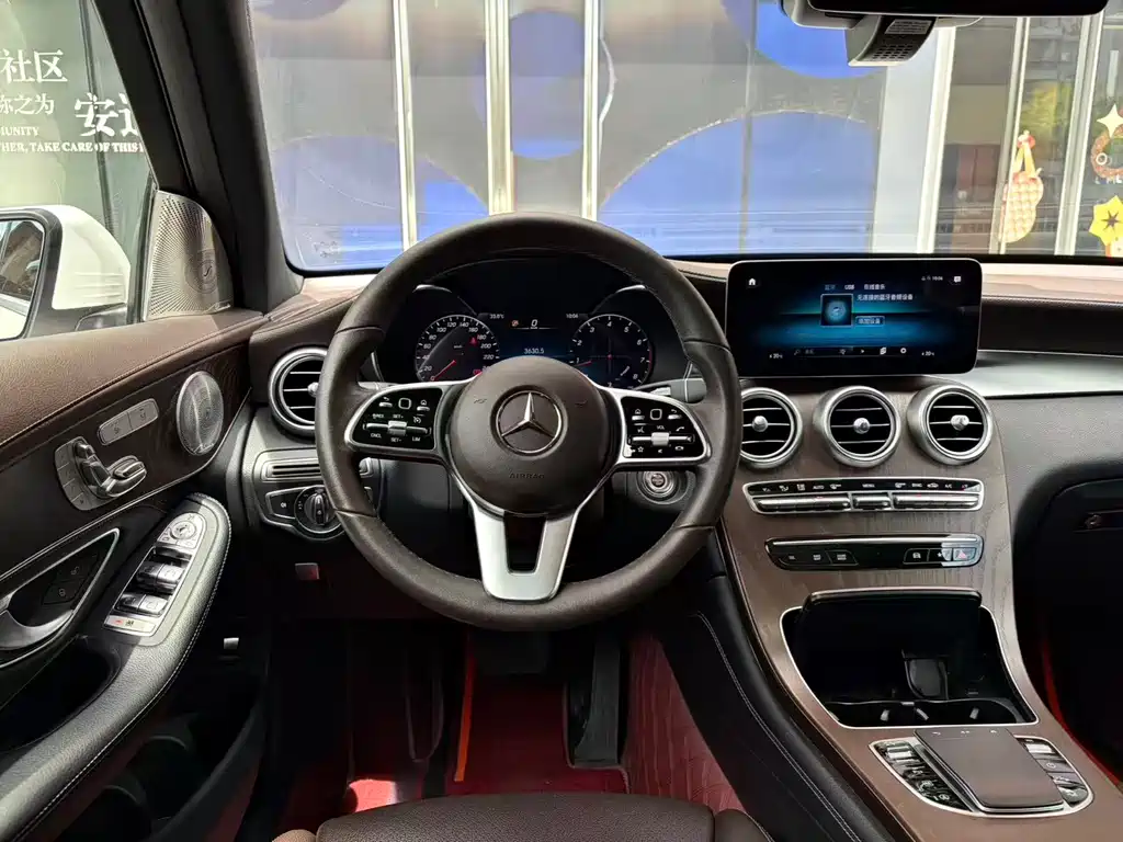 Mercedes-Benz GLC 2020 — фото 10