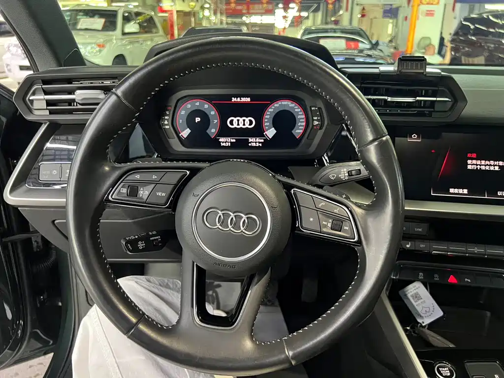 Audi A3 2022 — фото 13