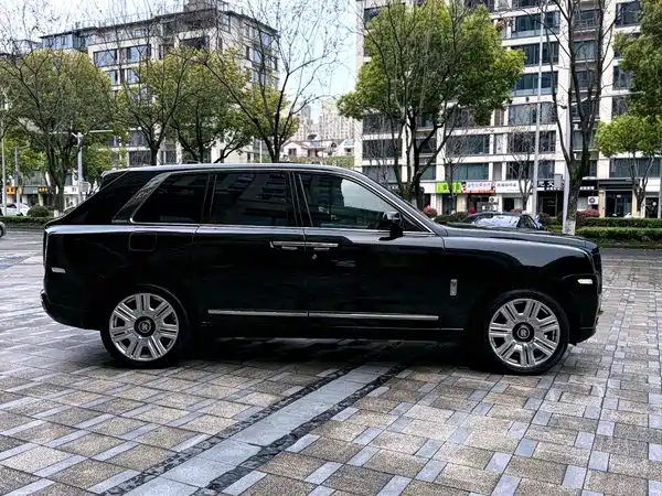 Rolls-Royce Cullinan 2018