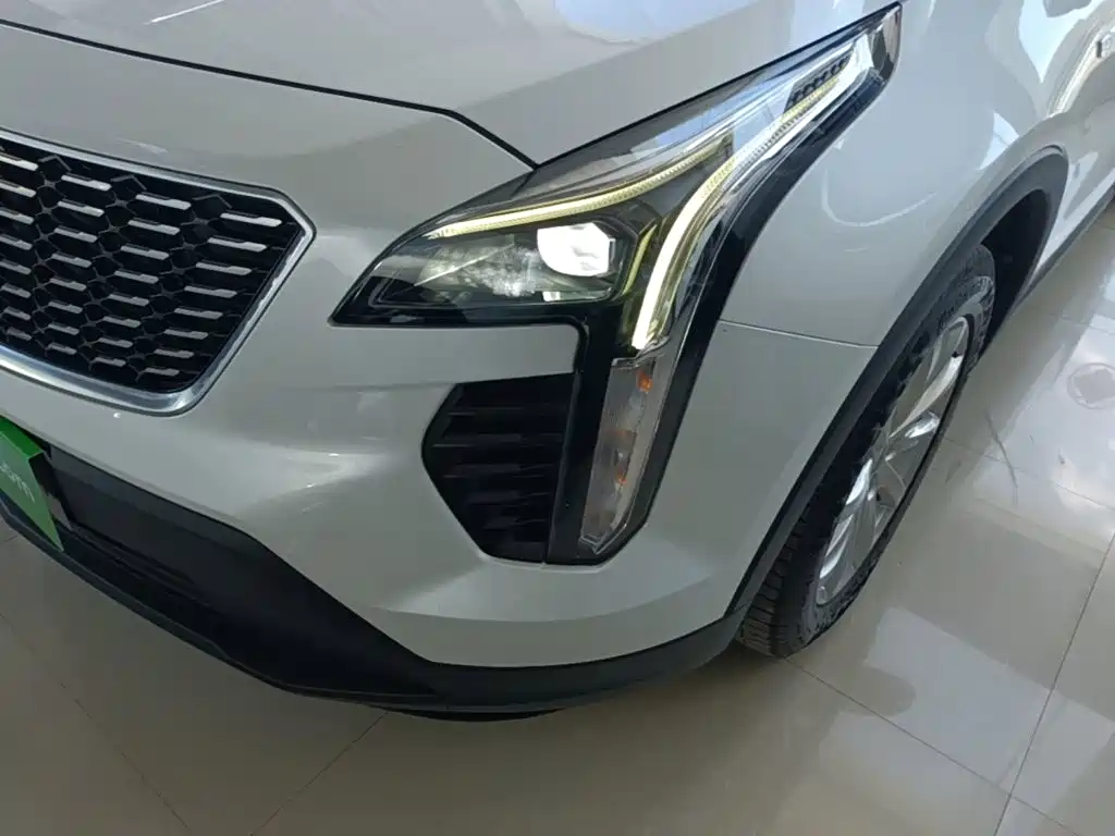 Cadillac XT4 2021 — фото 24