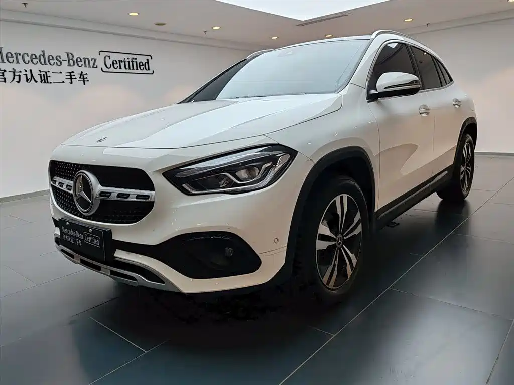 Mercedes-Benz GLA 2023