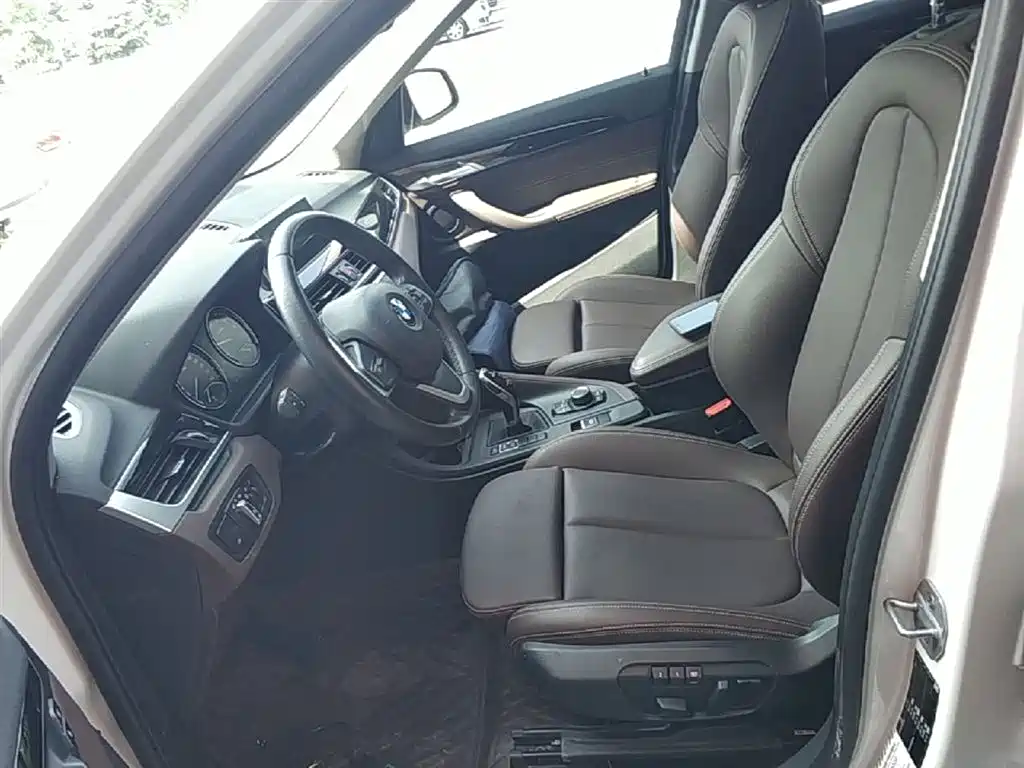 BMW X1 2020 — фото 11