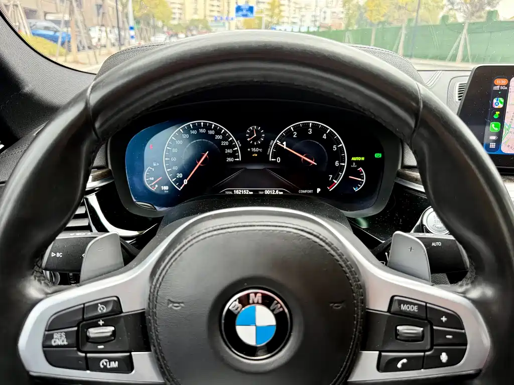 BMW 5 Series 2019 — фото 5