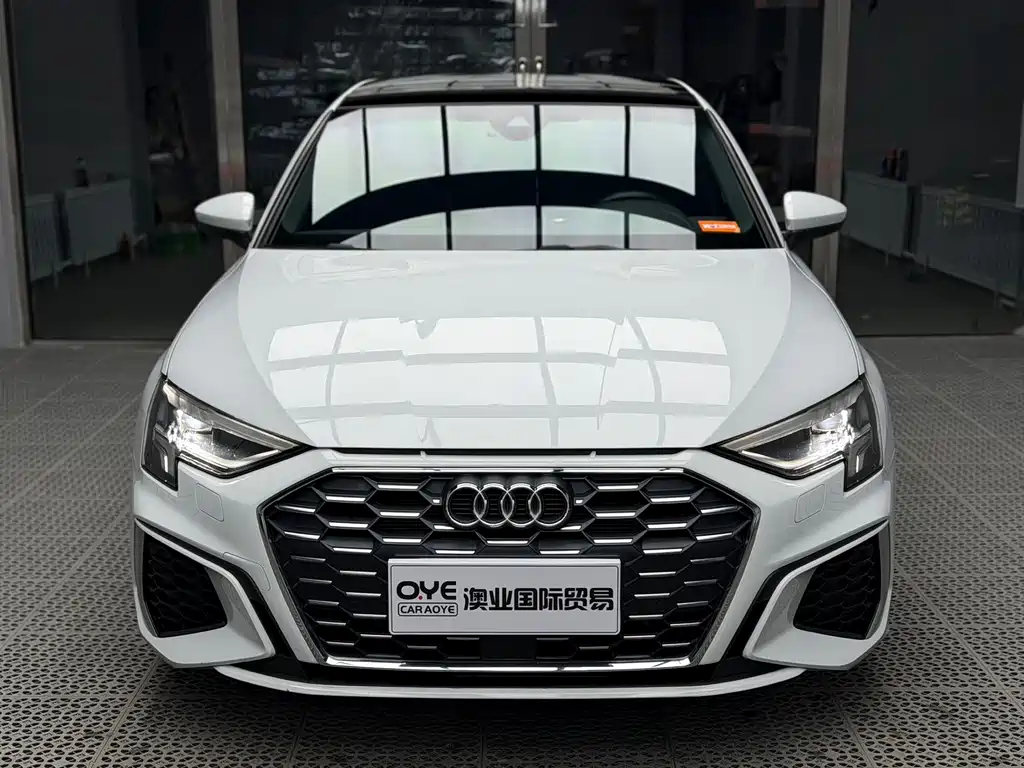 Audi A3 2021 — фото 2