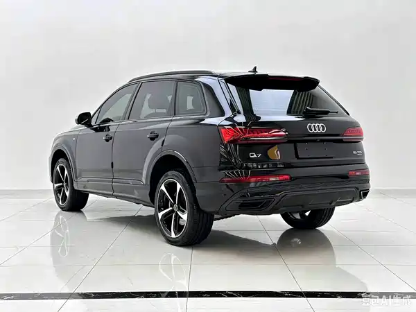 Audi Q7 2023