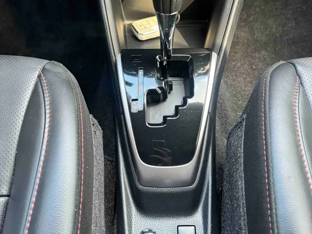Toyota Yaris L 2022 — фото 24