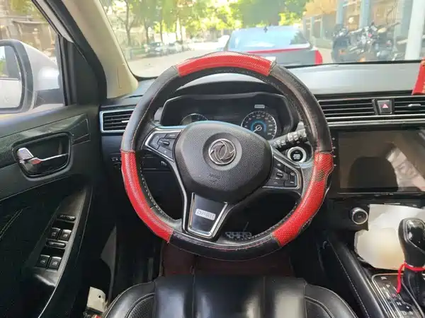 Dongfeng Scenery 580 2016
