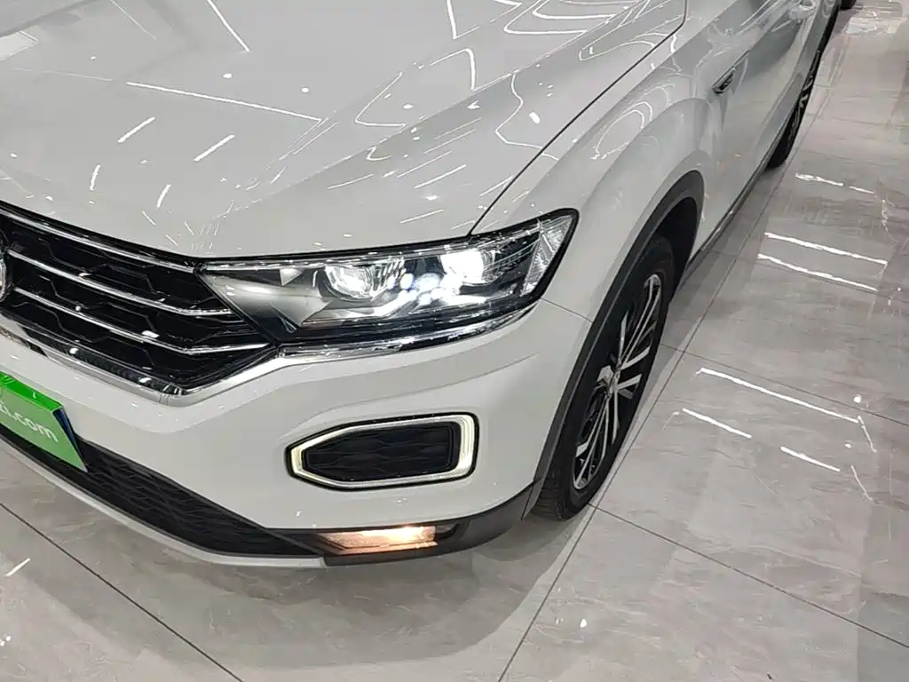 Volkswagen T-Roc 2020 — фото 24