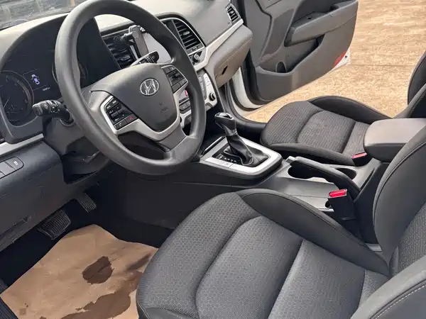 Hyundai Celesta 2016