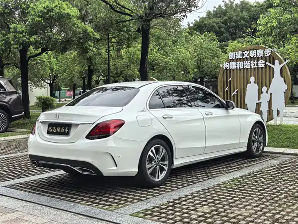 Mercedes-Benz C-Class 2020
