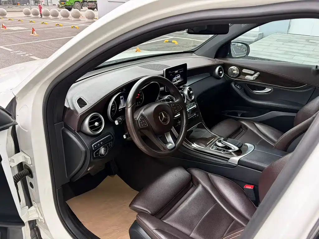 Mercedes-Benz GLC 2017 — фото 4