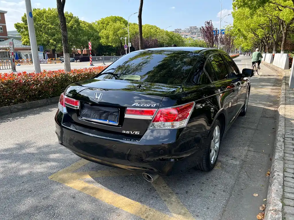 Honda Accord 2011