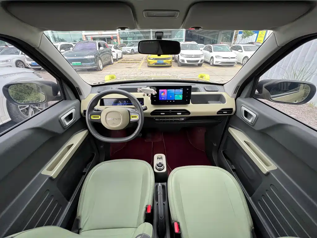 Geely Galaxy Panda 2023