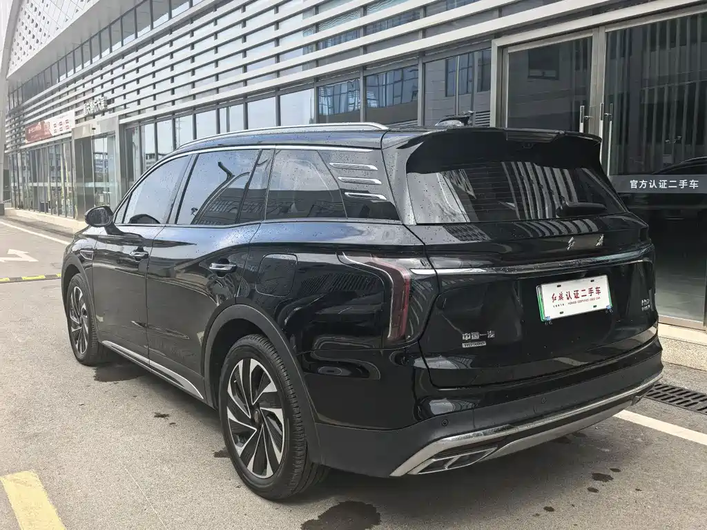 Hongqi HS7 PHEV 2024 — фото 11