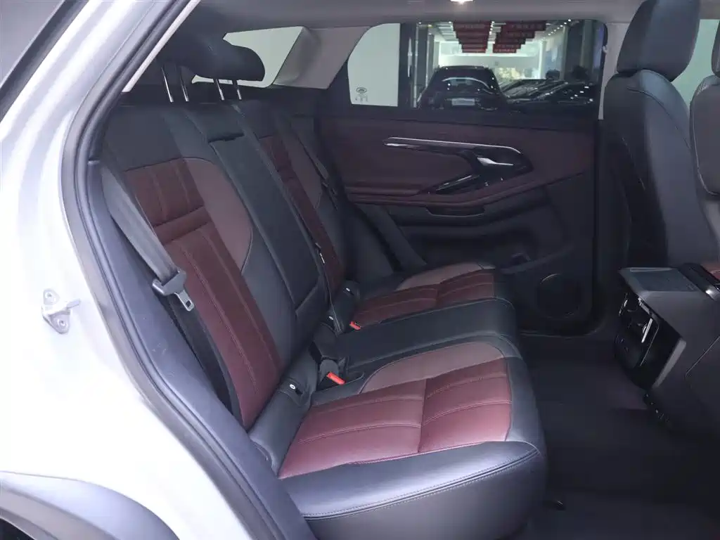 Land Rover Evoque 2022 — фото 21