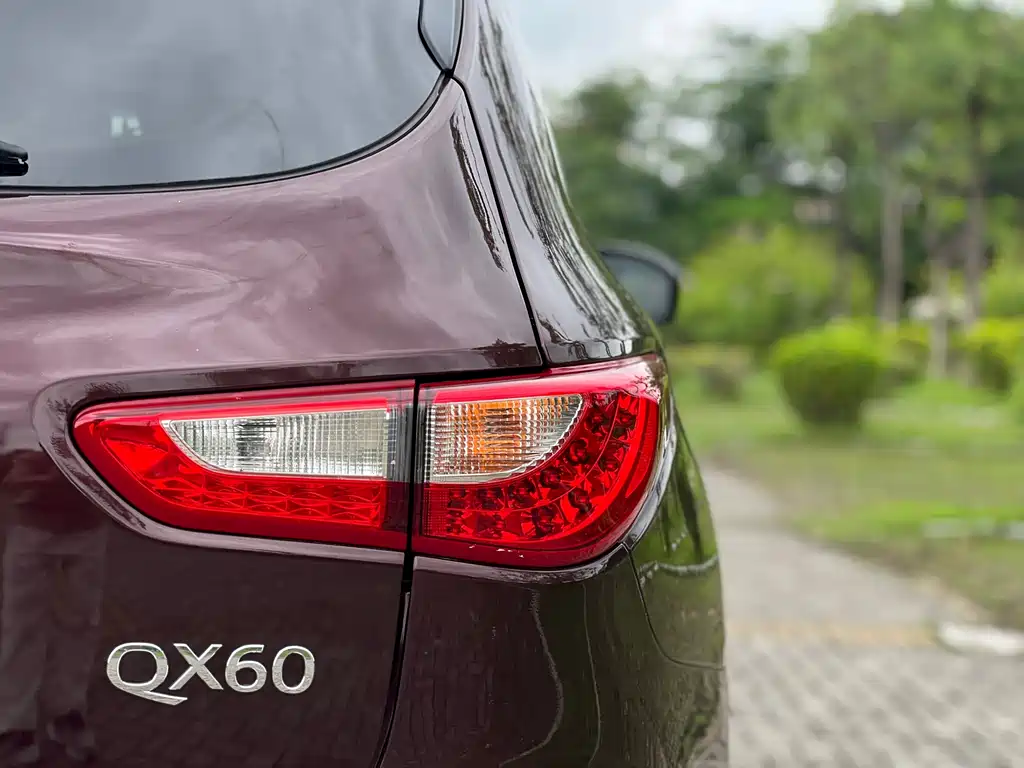 Infiniti QX60 2015 — фото 28