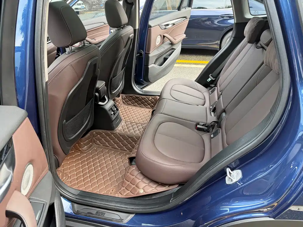 BMW X1 2021 — фото 17