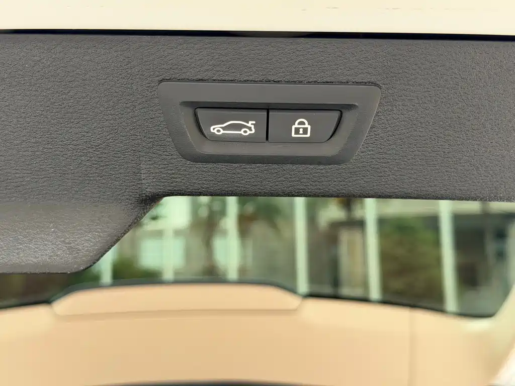BMW X6 2015 — фото 21