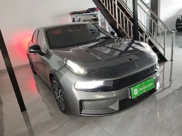 Lynk & Co 03 2022
