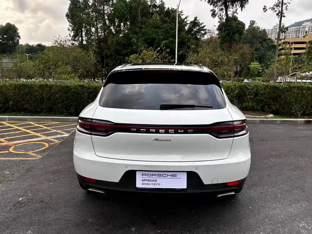 Porsche Macan 2020 — фото 12