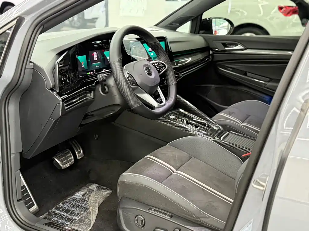 Volkswagen Golf 2022
