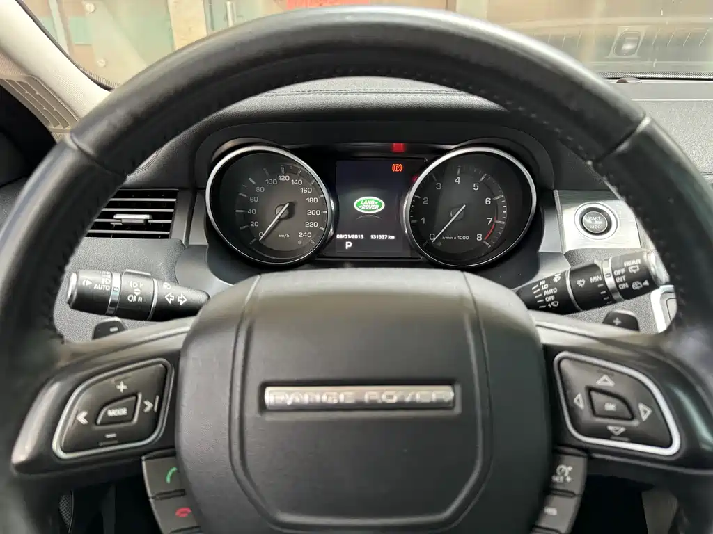 Land Rover Evoque 2016 — фото 10
