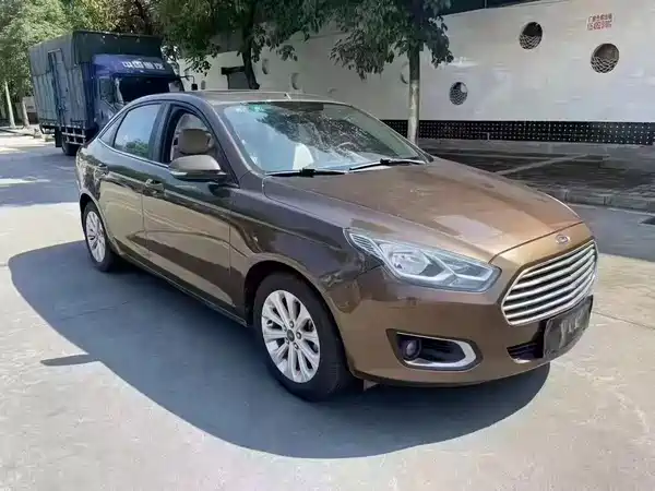 Ford Escort 2015